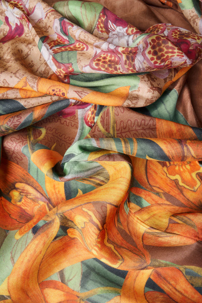 Botany Bliss in Taupe Kimono Gown - Image 8