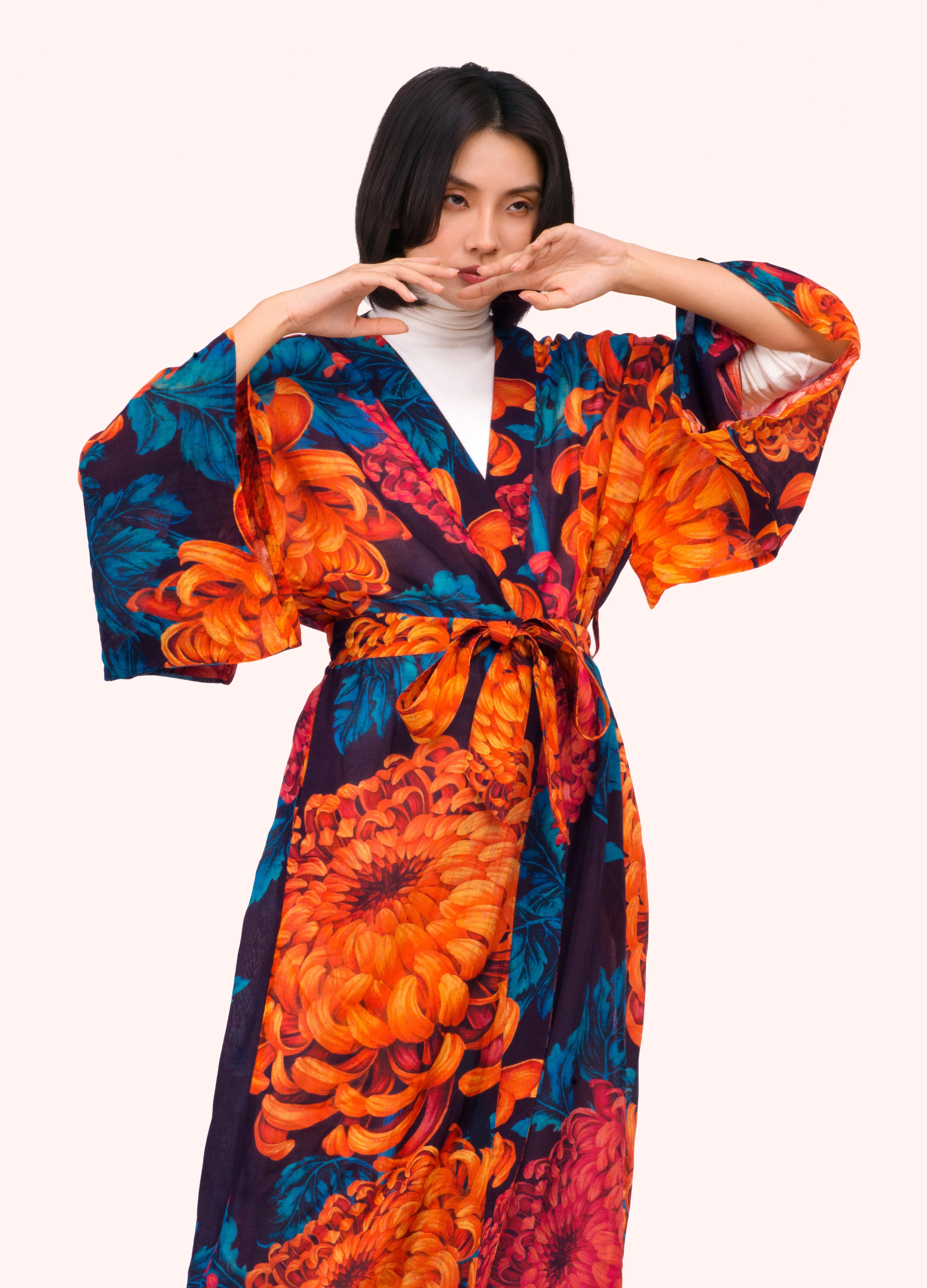 *AW26* Crysanthemum Long Kimono Gown - Image 2