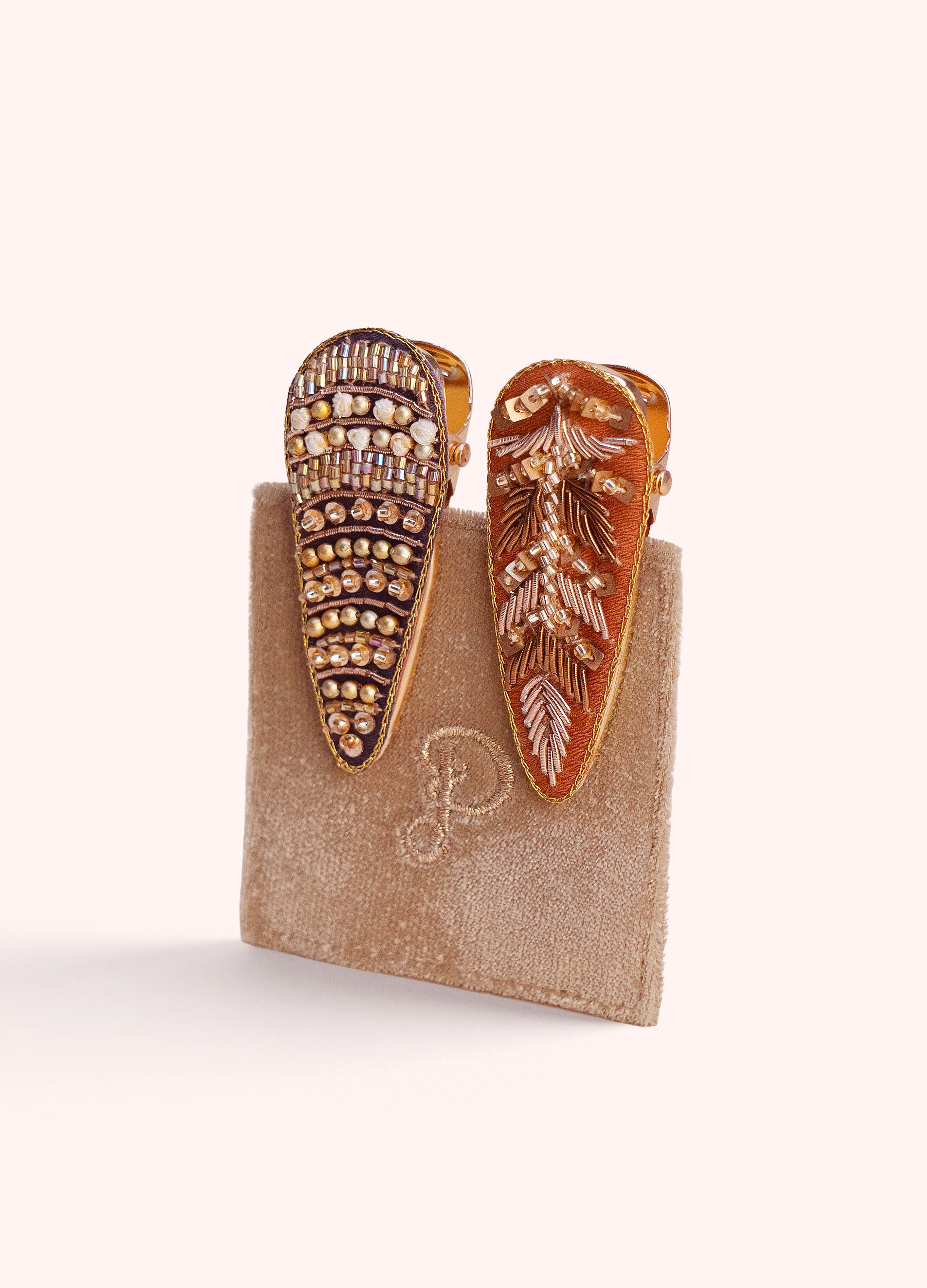 *AW26* Deco Beads and Tree (Set of 2)