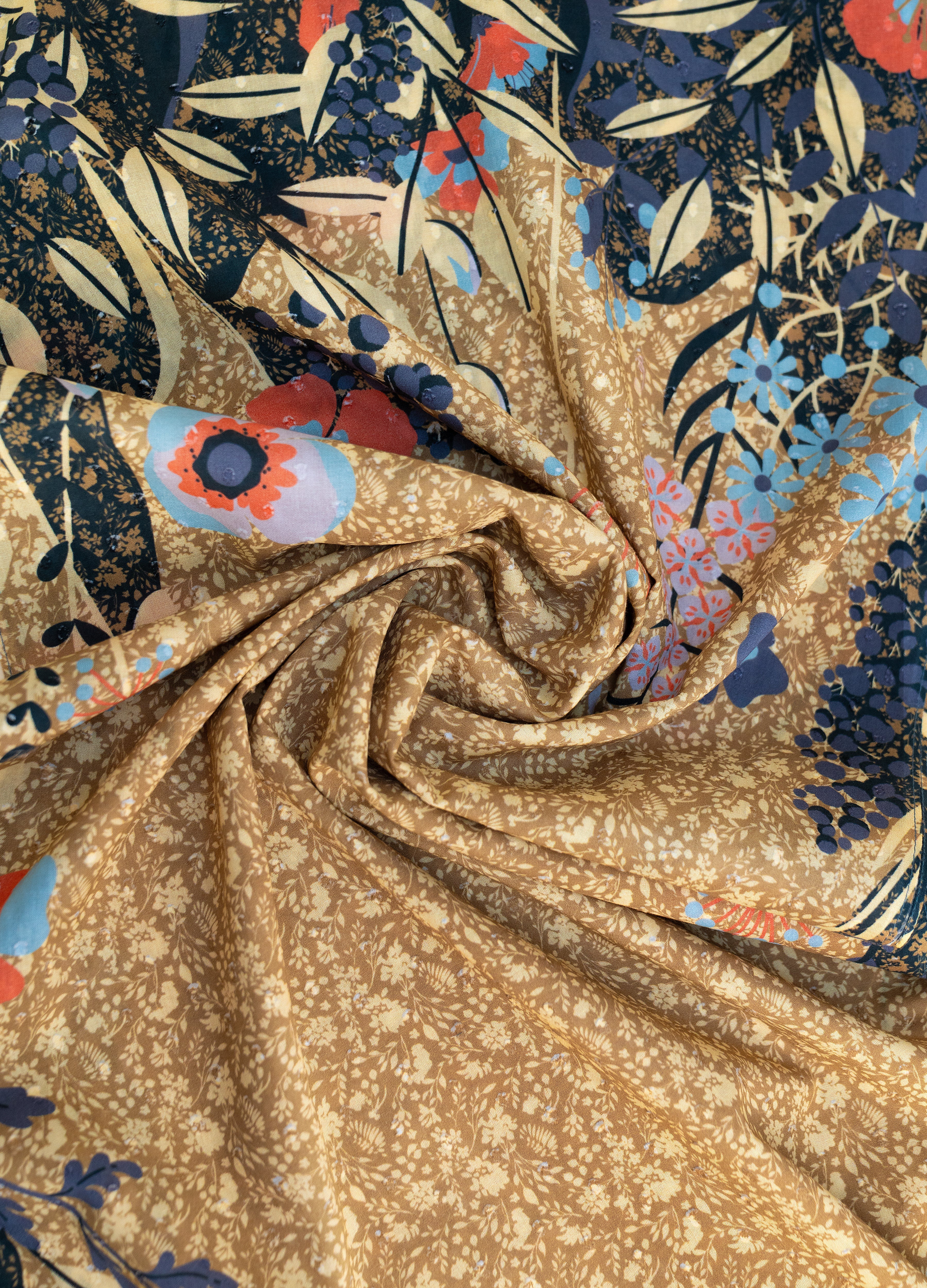 *AW26* Cotton Poplin Print Scarf - Floral Hedgerow, Moss - Image 2