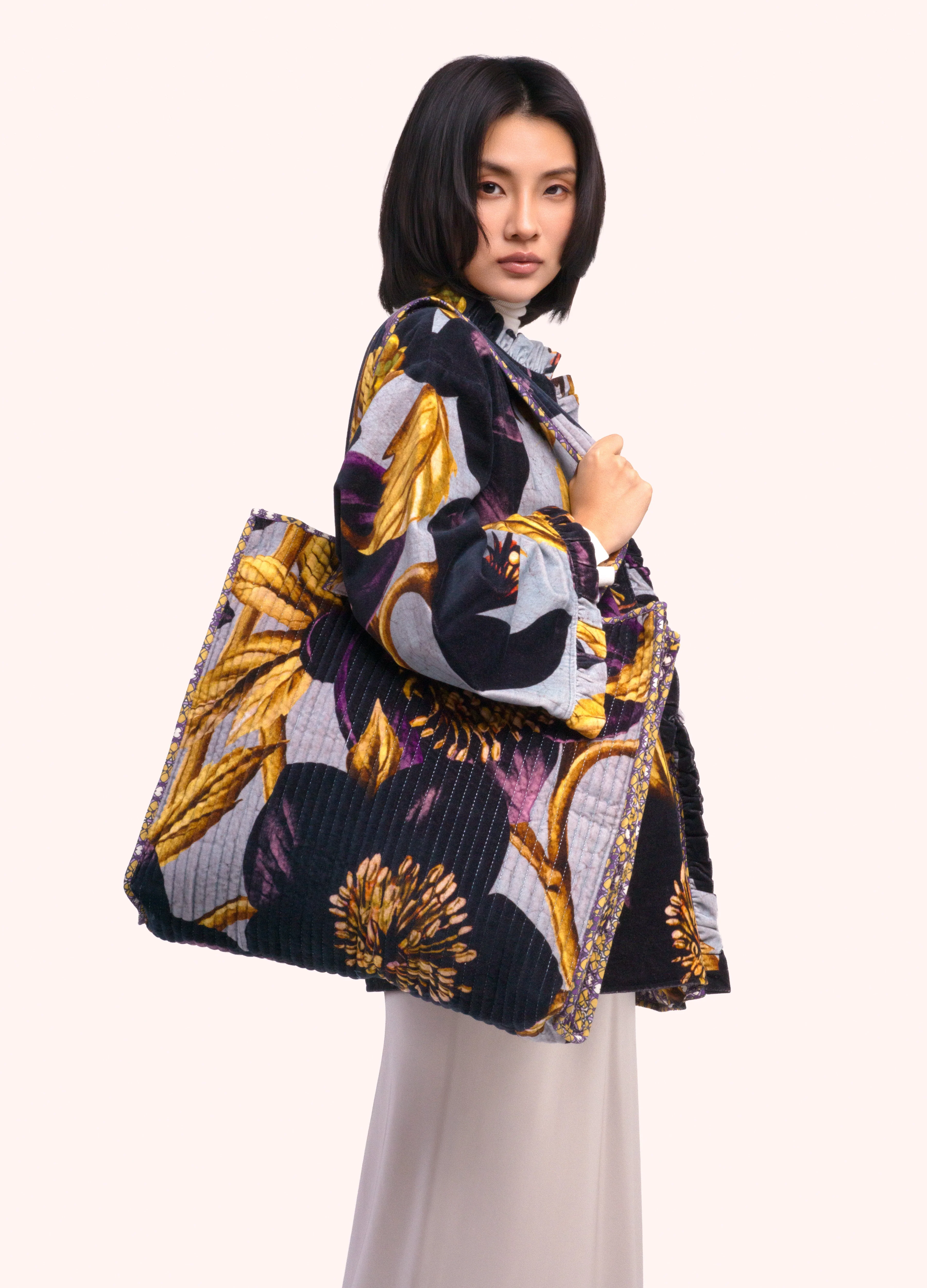 *AW26* Lux Velvet Quilted Tote - Hellebore