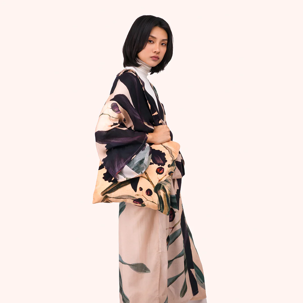 *AW26* Velvet Tote - Midnight Orchid