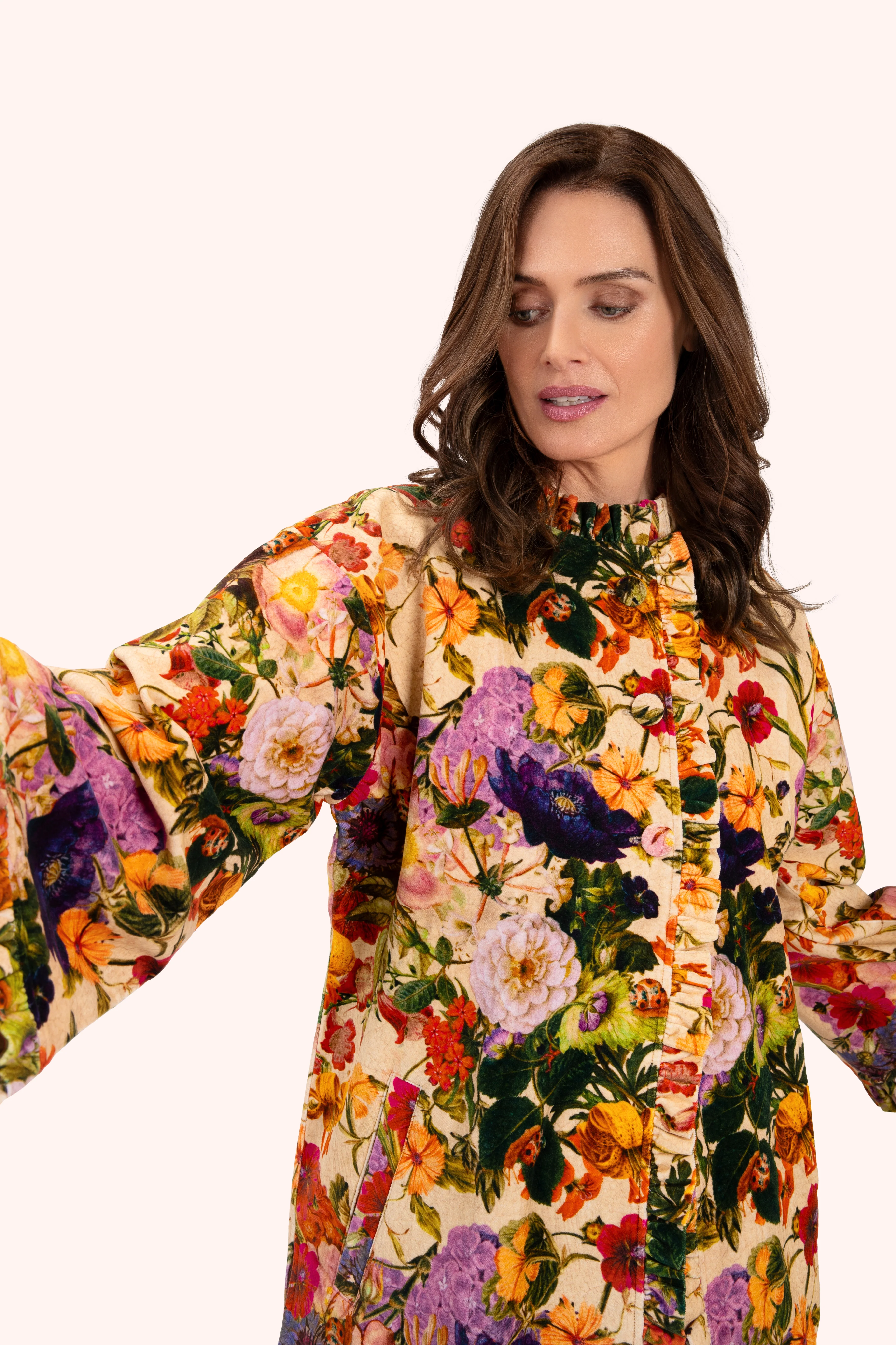 Velvet Jacket - Cream Posy - Image 4