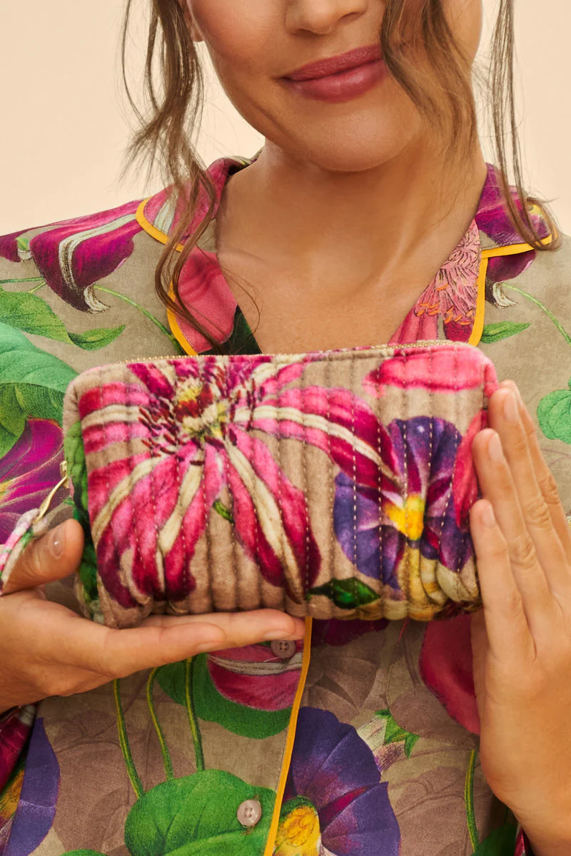 Small Quilted Vanity Bag - Oversized Botanicals - Image 4